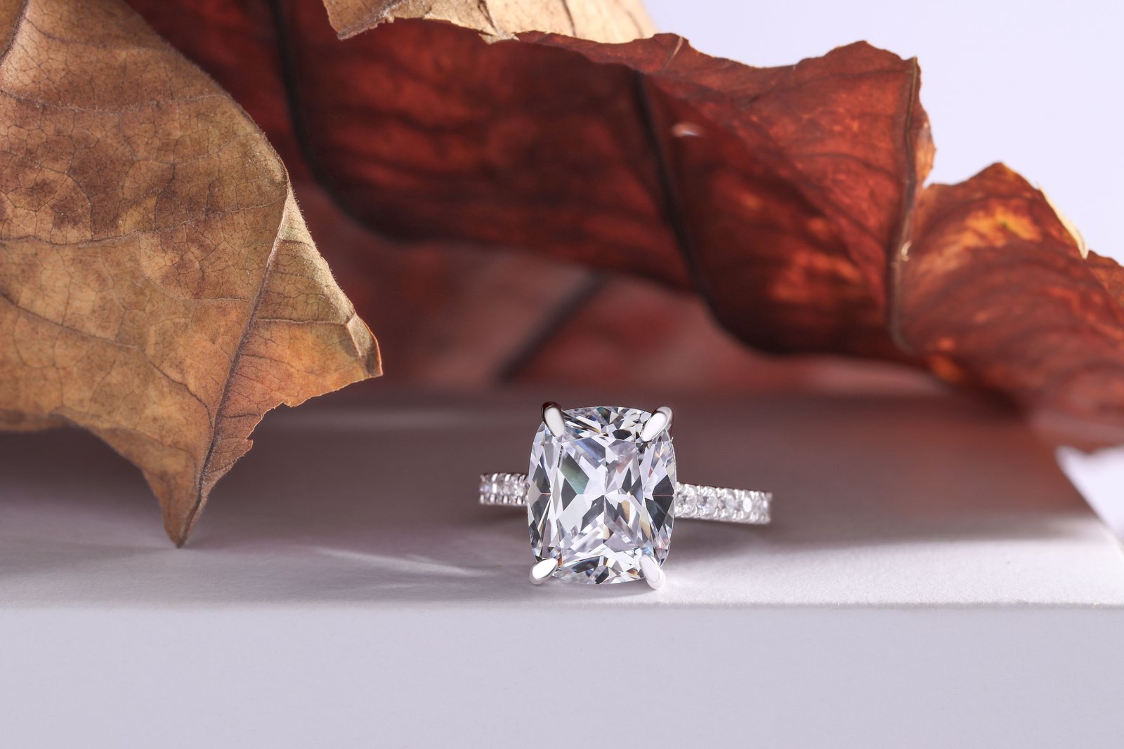 What Diamond Size Looks Best in a Cushion Cut Halo Setting?