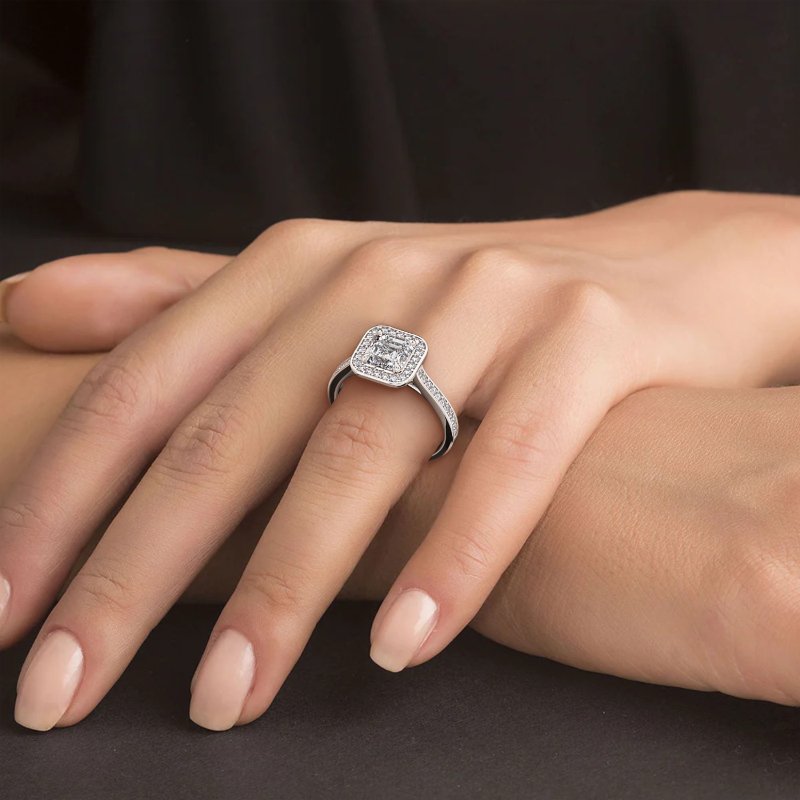 Platinum Lucia Halo Engagement Ring