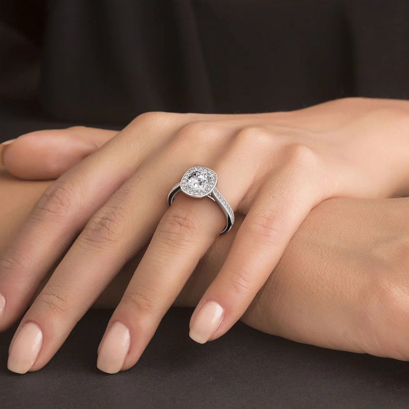 Platinum Lucia Halo Engagement Ring