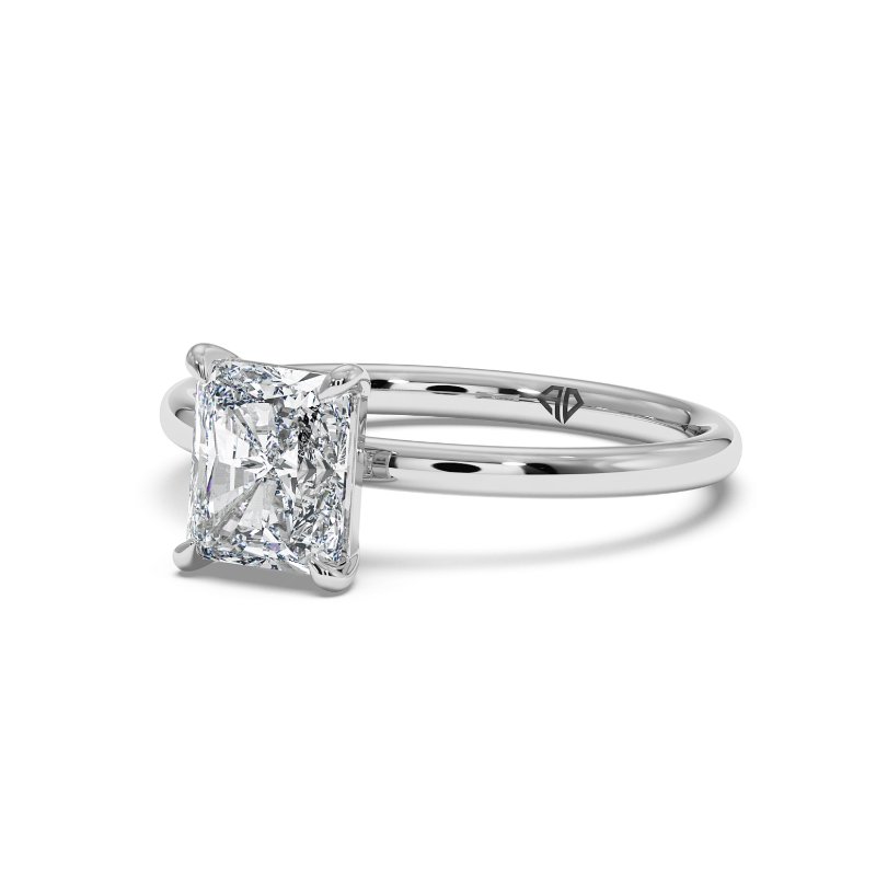 18K White Gold Fiora Engagement Ring