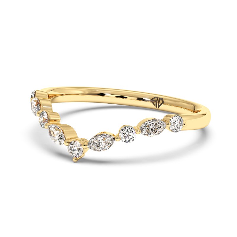18K Yellow Gold Zinnia Curved Wedding Band
